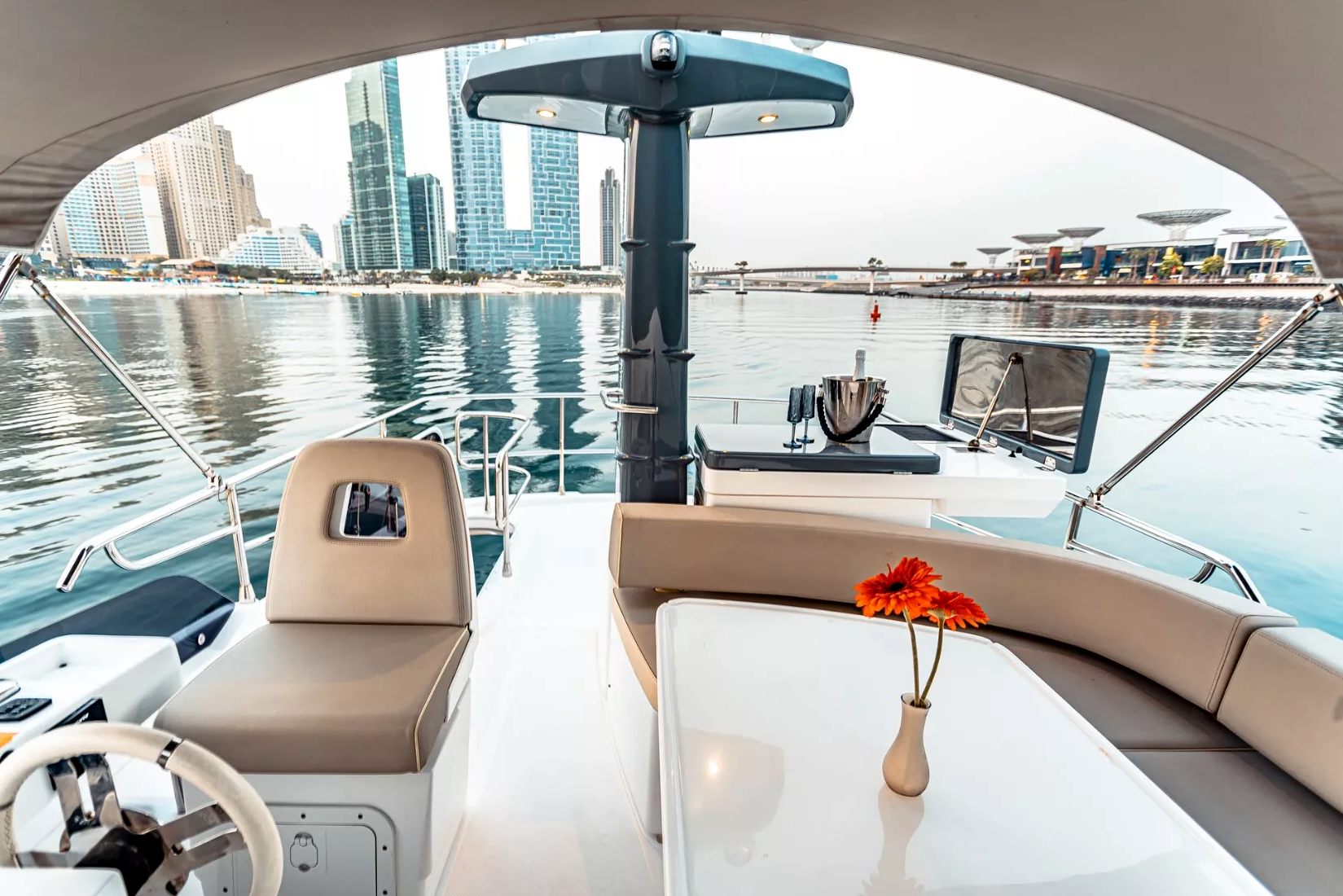 Azimut Magellano 43 ft — photo 10