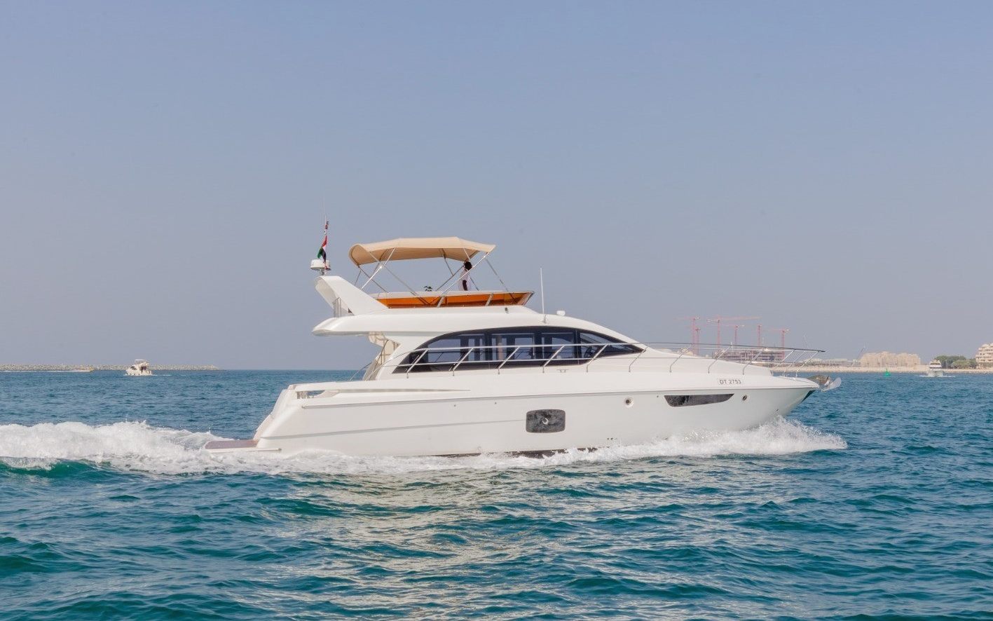 Yacht Sky Walker Zia